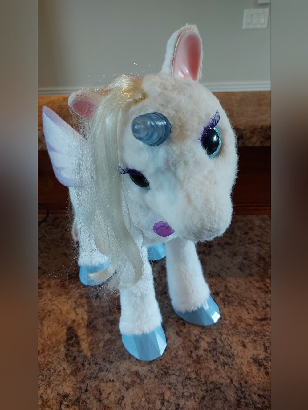 FurReal Friends StarLily Unicorn With Berry. Note: Automation Not Working